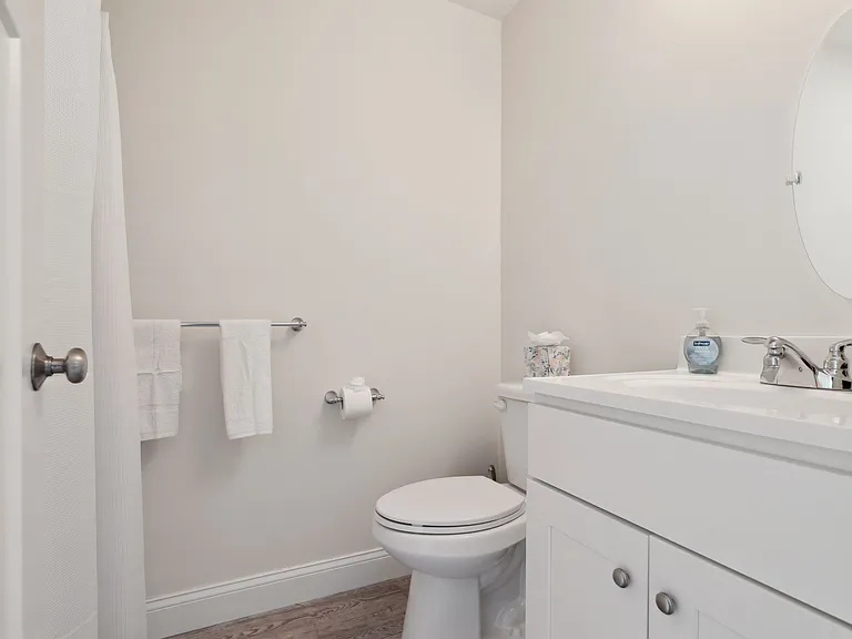 128 Ashworth Ave #308 — Photo 25