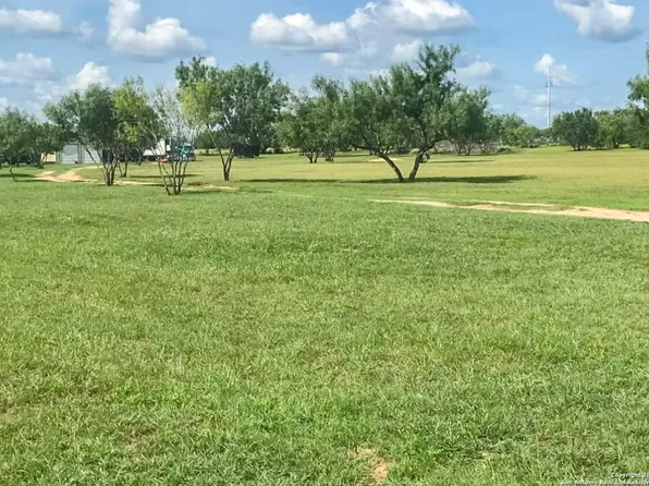 1460 County Road 1660 LOT 9, Moore, TX 78057