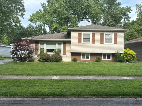 8029 Duluth St, Highland, IN 46322