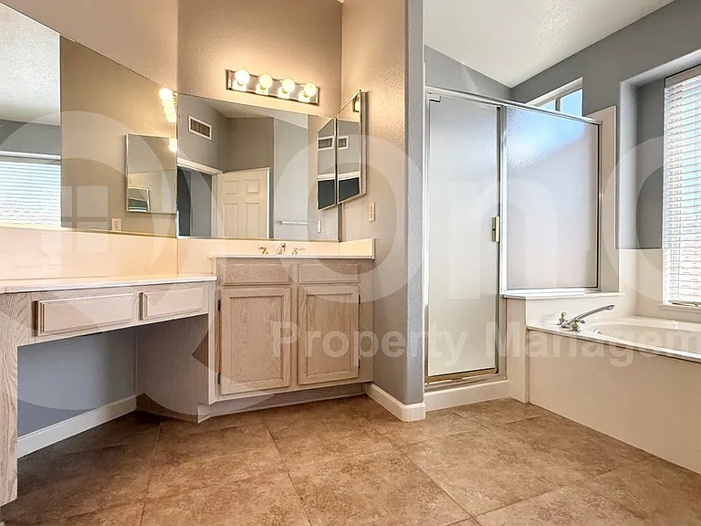 9405 E Presidio Rd — Photo 22
