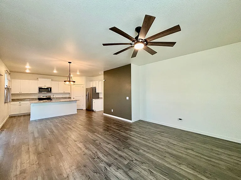 6395 Calla Lily St — Photo 8