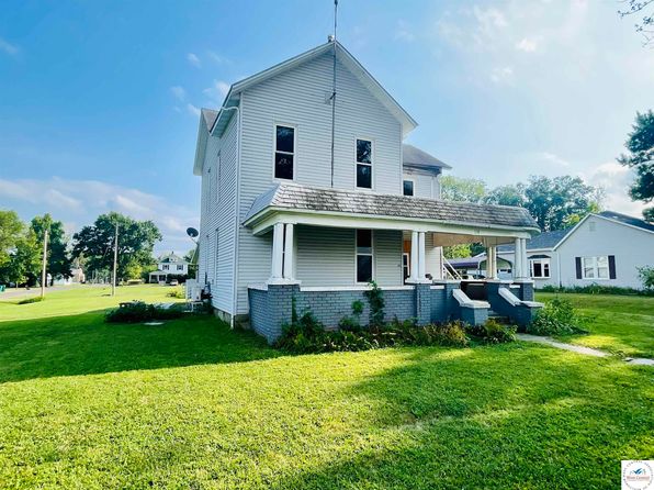114 E 3rd St, Appleton City, MO 64724