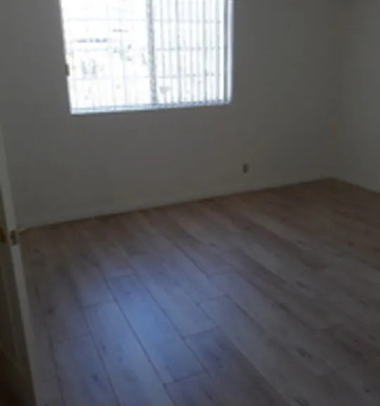2114 Colby Ave #202 — Photo 5