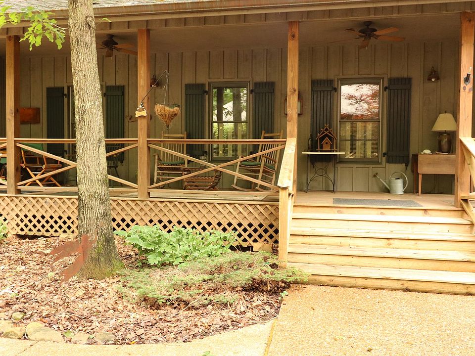 1st image of 2436 Lakeshore Dr