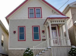 1015 E Hamilton St, Milwaukee, WI 53202