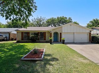 1408 Mims St, Fort Worth, TX 76112