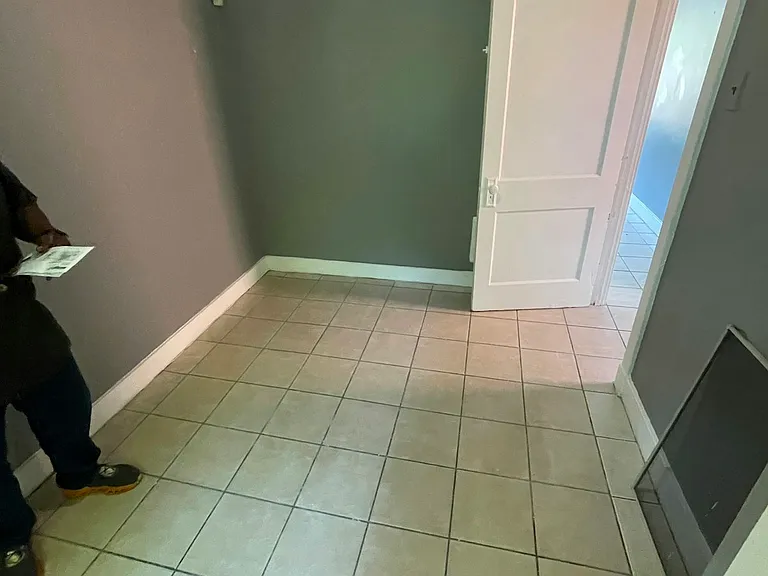 2nd rear bedroom