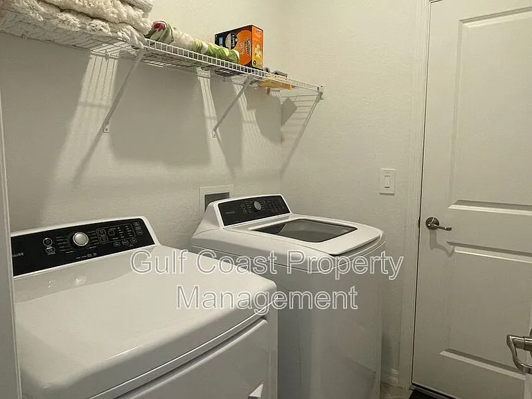 11308 Pinot Dr — Photo 32