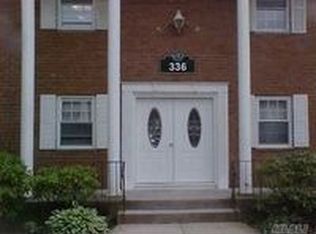 336 Lakeland Ave APT 5H, Sayville, NY 11782