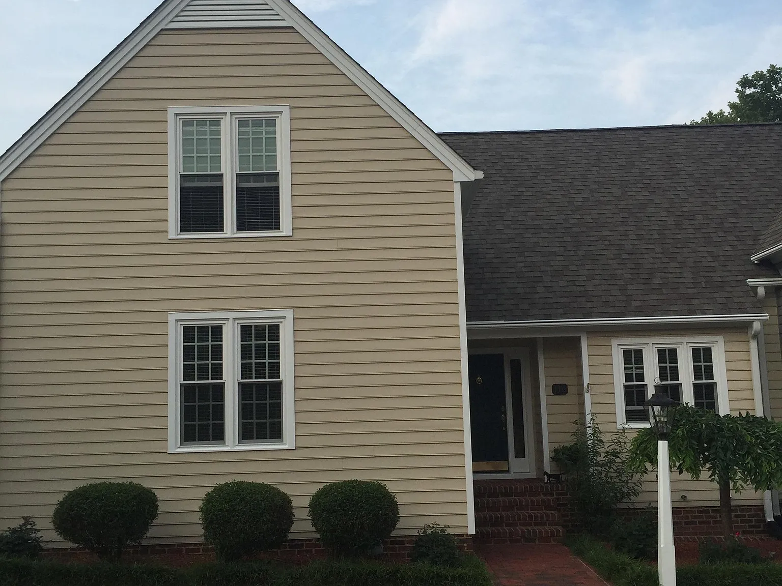 5 bed, 3.5 bath, 3300 sqft, $3,500 — Photo 1