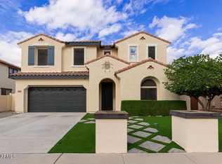 3062 E Roland St, Mesa, AZ 85213