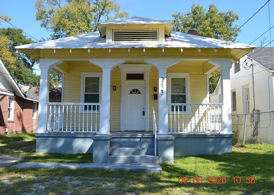 1st image of 2425 10th St