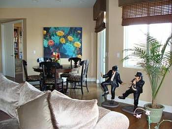 3rd image of 3801 N Goldwater Blvd Unit 406