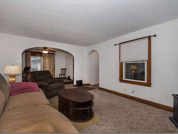5th image of 348 Harvard Ave