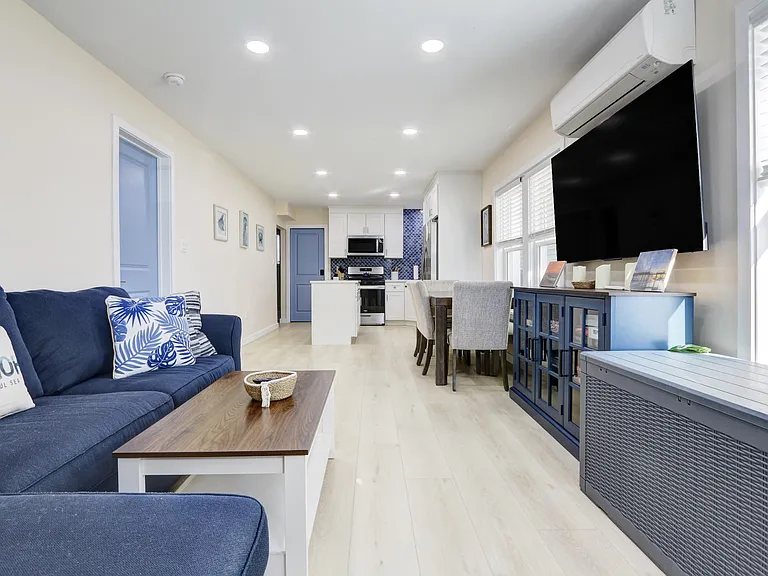 125 N Wissahickon Ave — Photo 2