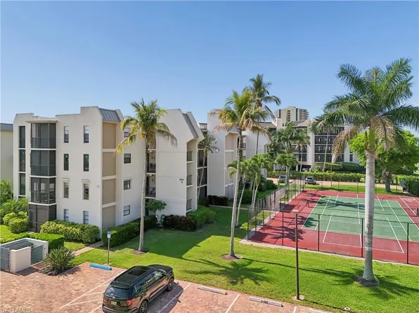 931 Collier CT #A201, MARCO ISLAND, FL 34145