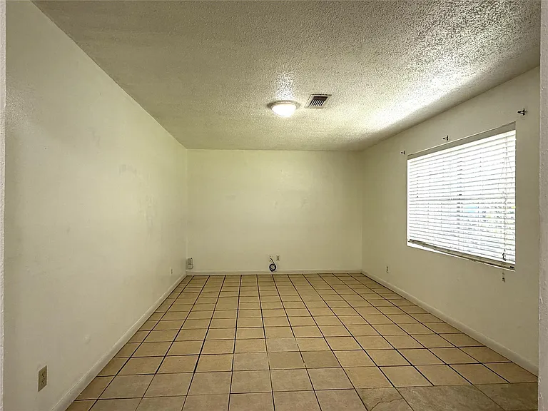 8842 Barton St — Photo 3