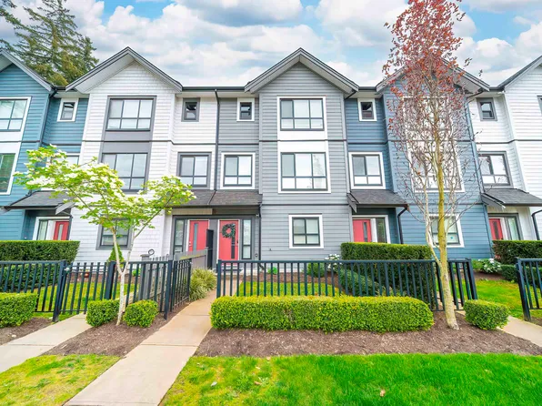 16760 25th Ave #3, Surrey, BC V3Z 0W4