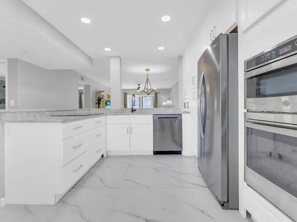 7192 Huntington Lane #307, Delray Beach, FL 33446