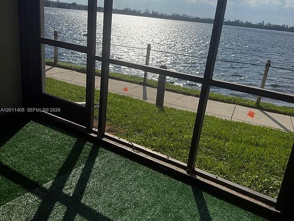 2nd image of 109 Lake Emerald Dr APT 102