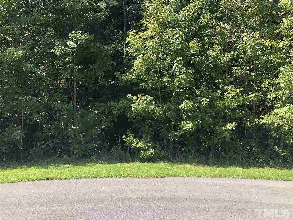 1st image of 393 Berry Patch Ln