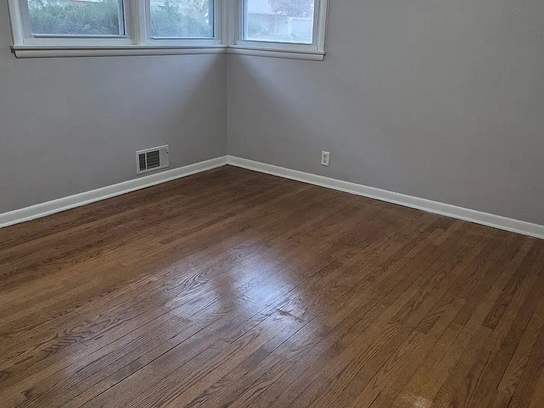 1018 Harmony Dr — Photo 6