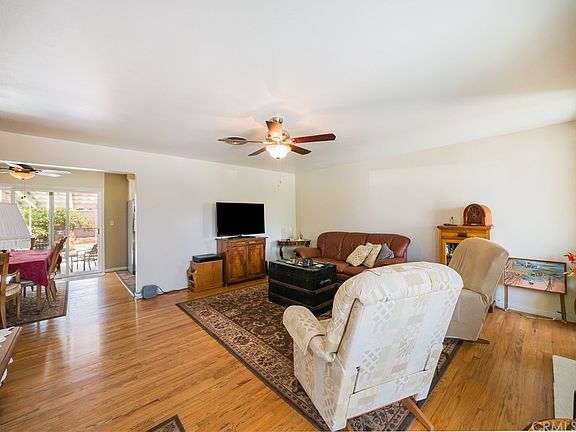 4th image of 390 E Hacienda Dr