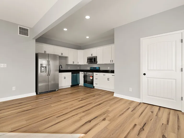 604 Crozer Ave #102 — Photo 2