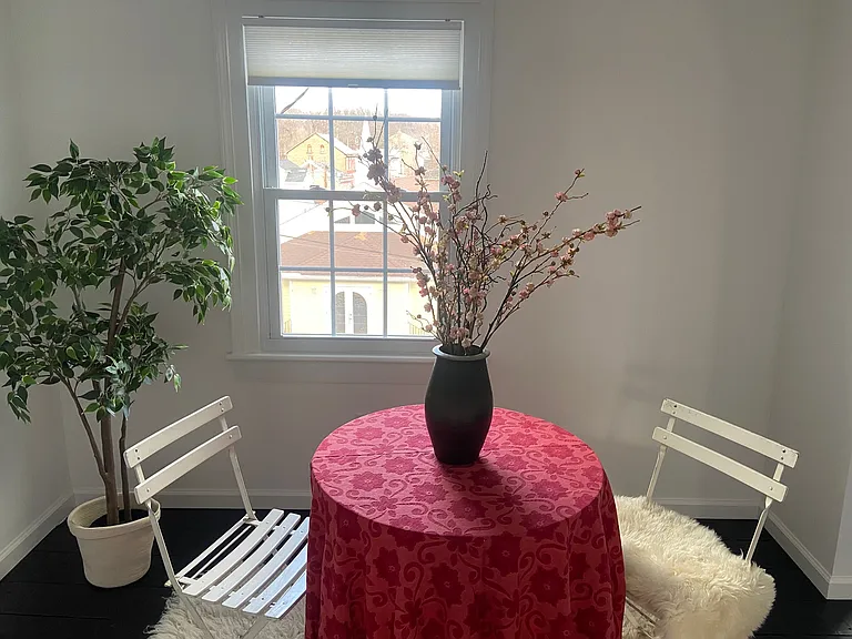 Dining Room overlooking Hone street