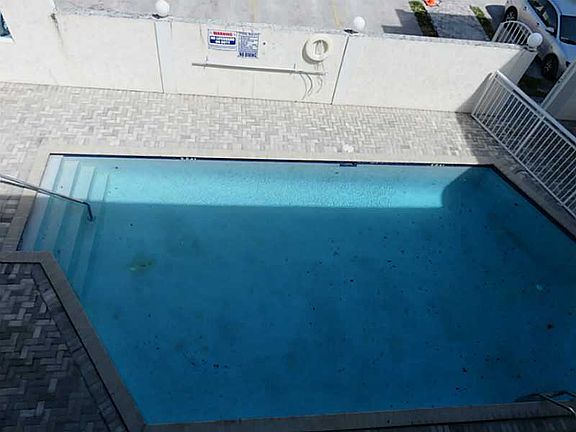 5th image of 3101 SW 27 Av 301 #301