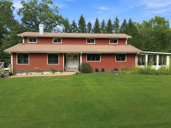 3125 Austria Ct, Valparaiso, IN 46383