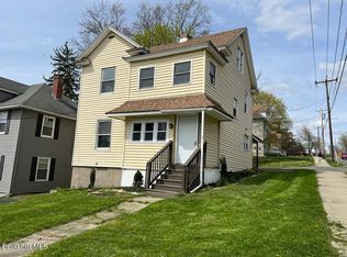 2 Weller Ave, Pittsfield, MA 01201