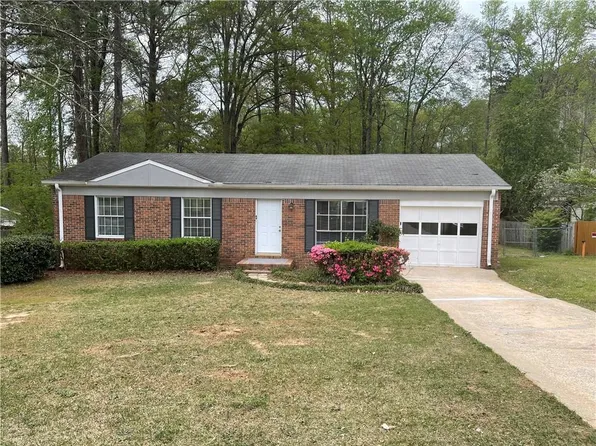5145 Cotter Dr, Union City, GA 30291