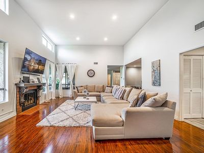 4822 Van Noord Ave APT 15, Sherman Oaks, CA, 91423