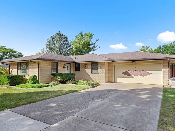 603 Blenheim Dr, Rockford, IL 61108