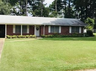 1904 Mimosa Dr, Ruston, LA 71270