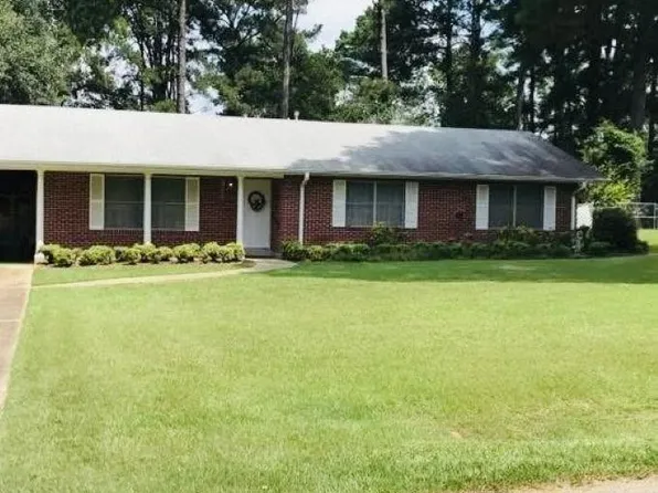 1904 Mimosa Dr, Ruston, LA 71270