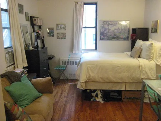 Rented by Magnone Real Estate | media 18