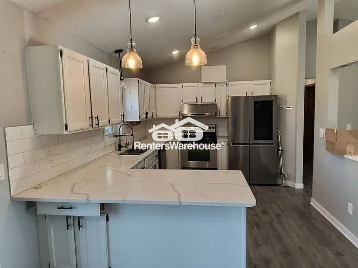 Building Photo - 14649 Harrington Pl