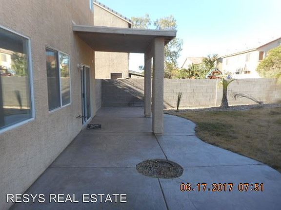 3rd image of 5433 Royal Yacht Way