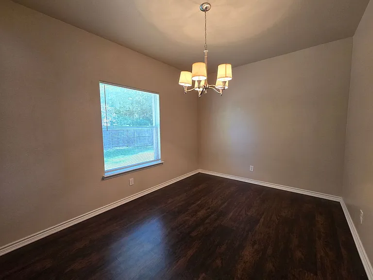 1101 Grace Point Dr #B — Photo 9