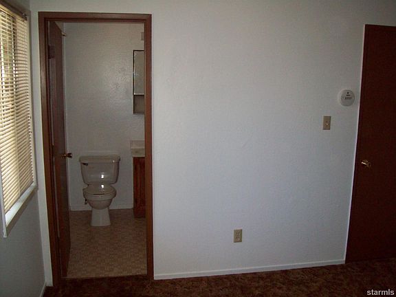 5th image of 3741 Aspen Ave