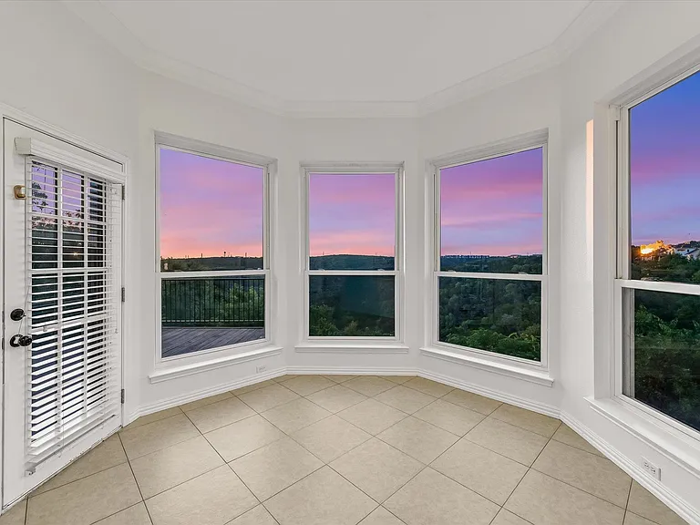 5506 Merrywing Cir — Photo 11
