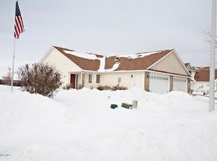 2596 Hawk Ridge Ct SE, Rochester, MN 55904