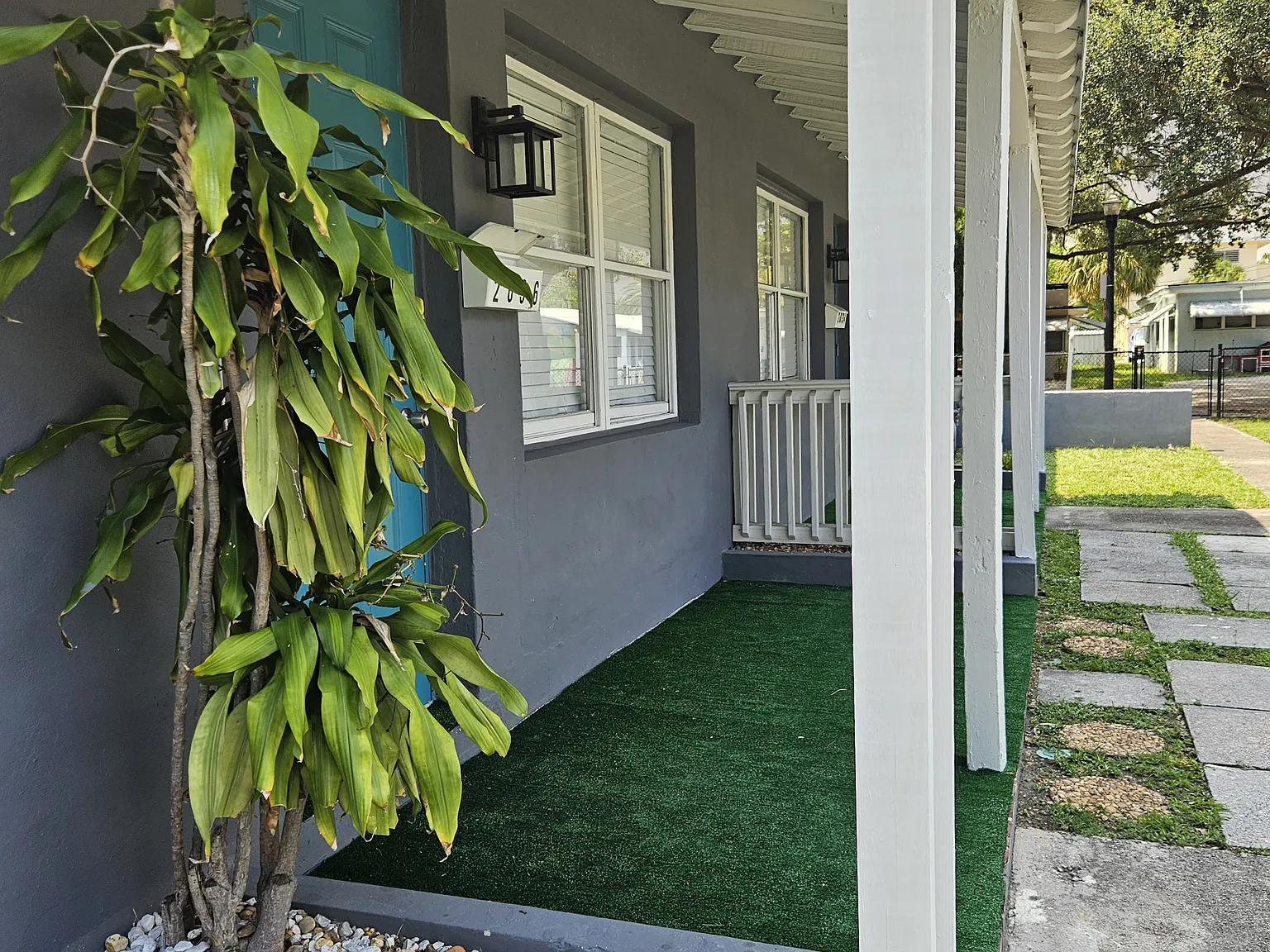 2 bed, 1370 sqft, $1,950 — Photo 3