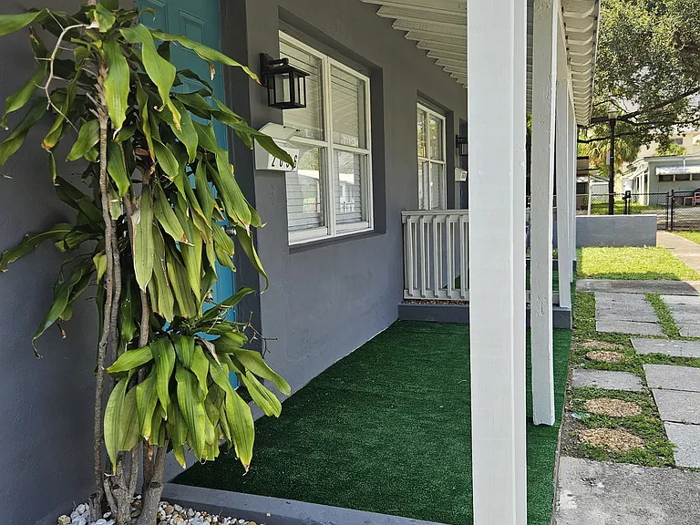 2032 Taylor St #2032 — Photo 3