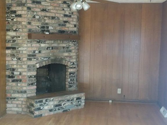 Wood burning fireplace