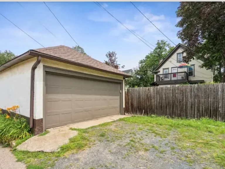 Longfellow Ave — Photo 8