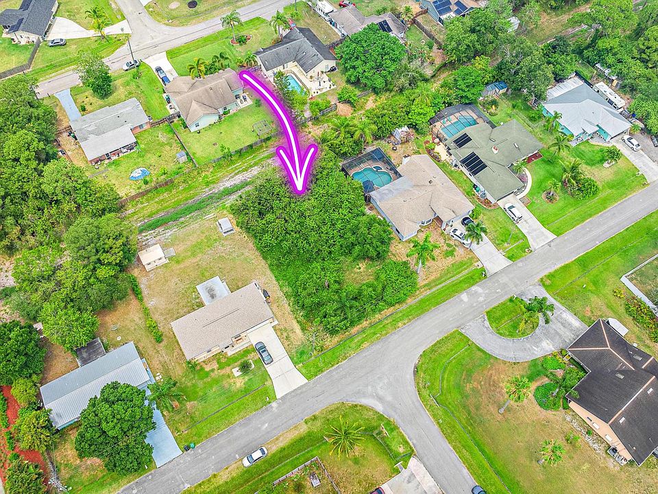 1st image of 1432 SW Irving Street