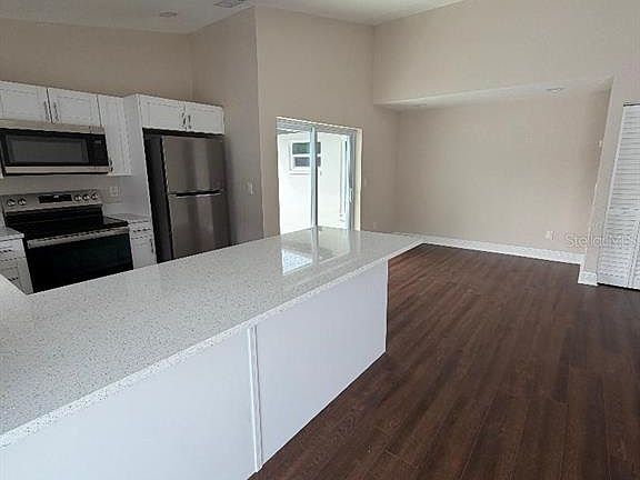 3rd image of 5408 Marlwood Ct